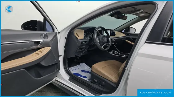 HYUNDAI SONATA INSPIRATION