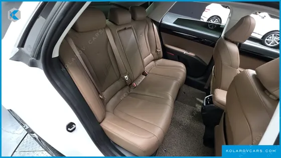 HYUNDAI GRANDEUR 2,5 GASOLINE 2WD