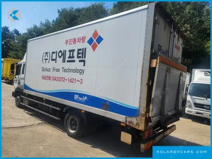 HYUNDAI MEGA TRUCK GOLD