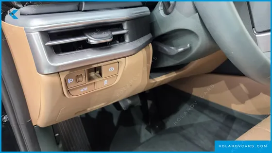 HYUNDAI GRANDEUR 2,5 GASOLINE 2WD