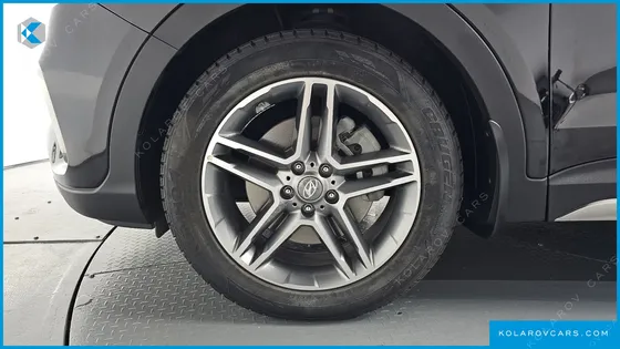 HYUNDAI MAXCRUISE GAS 3.3 4WD