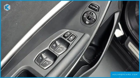 HYUNDAI MAXCRUISE GAS 3.3 4WD
