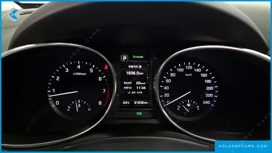HYUNDAI MAXCRUISE GAS 3.3 4WD