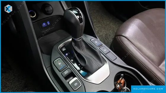 HYUNDAI MAXCRUISE GAS 3.3 4WD