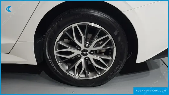 KIA K5 2.0 LPI(RENTER CAR)