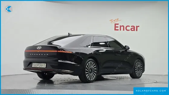 HYUNDAI GRANDEUR CALLIGRAPHY