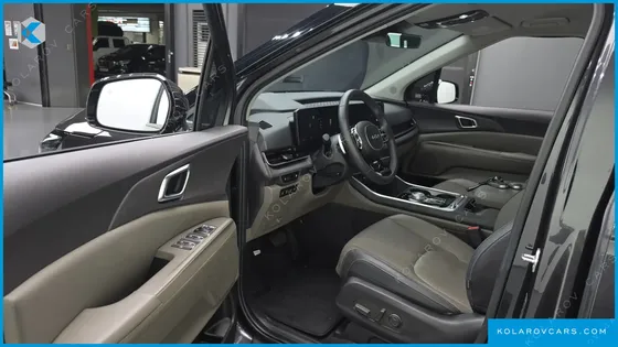 KIA CARNIVAL GASOLINE 9-SEATER NOBLESSE