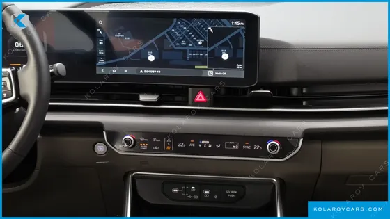 KIA CARNIVAL GASOLINE 9-SEATER NOBLESSE