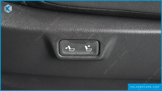 KIA CARNIVAL GASOLINE 9-SEATER NOBLESSE