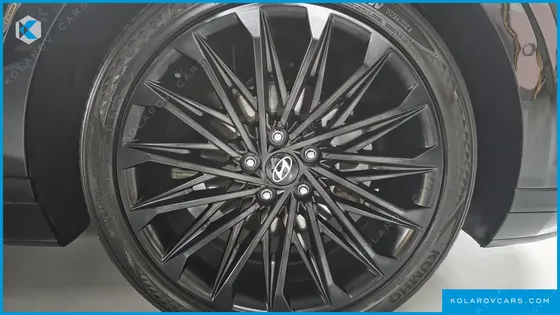 HYUNDAI GRANDEUR CALLIGRAPHY