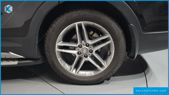 HYUNDAI MAXCRUISE GAS 3.3 4WD