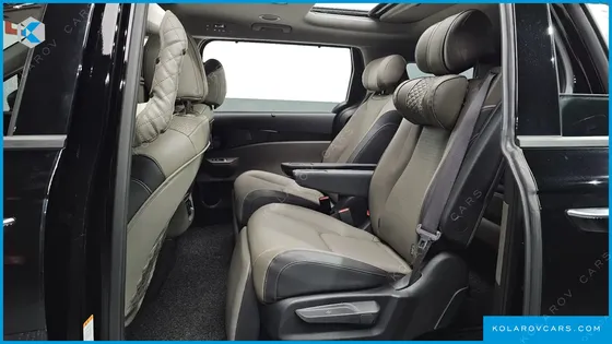 KIA CARNIVAL DIESEL 7-SEATER GRAVITY