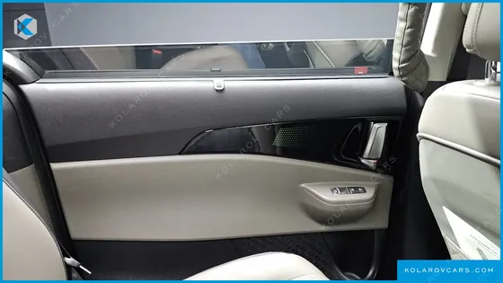 KIA CARNIVAL DIESEL 7-SEATER GRAVITY