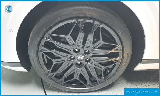 HYUNDAI GRANDEUR EXCLUSIVE