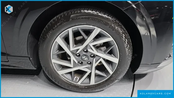 HYUNDAI GRANDEUR EXCLUSIVE