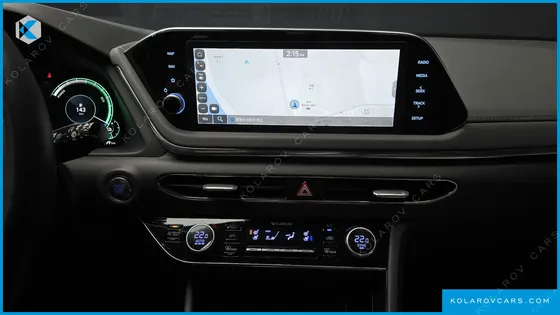 HYUNDAI SONATA INSPIRATION