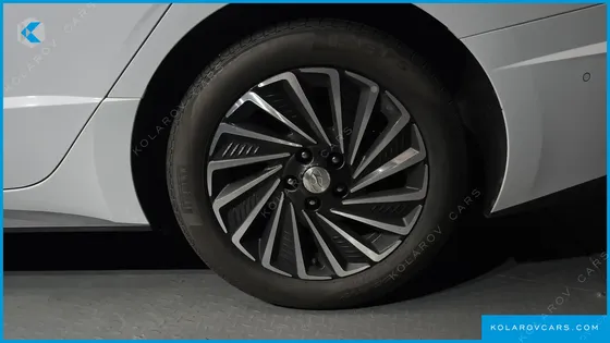 HYUNDAI SONATA INSPIRATION
