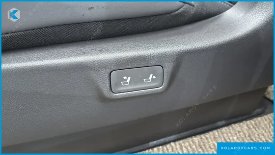 KIA CARNIVAL DIESEL 9-SEATER GRAVITY