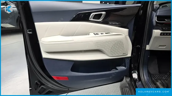 KIA CARNIVAL HEV 7-SEATER X LINE