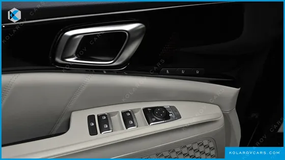 KIA CARNIVAL HEV 7-SEATER X LINE
