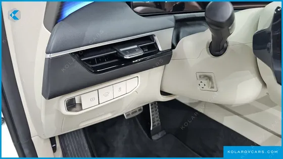 KIA K8 2.5 GASOLINE 2WD