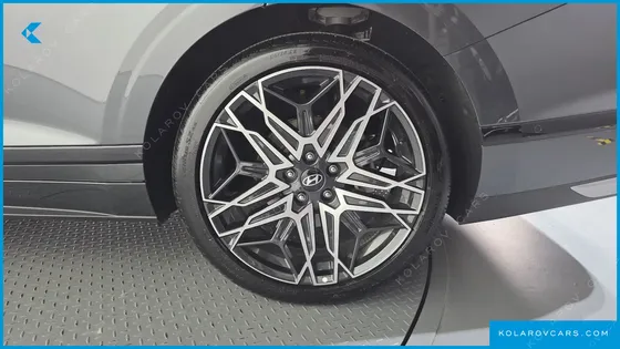 HYUNDAI GRANDEUR EXCLUSIVE