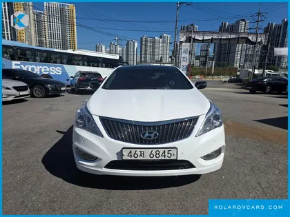 HYUNDAI GRANDEUR PREMIUM