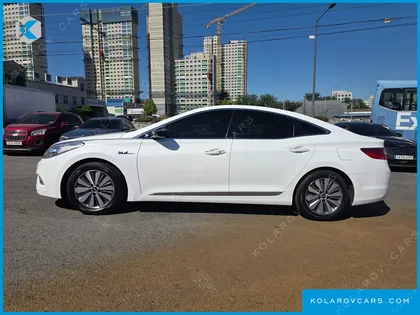 HYUNDAI GRANDEUR PREMIUM