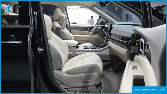 KIA CARNIVAL HEV 9SEATER GRAVITY