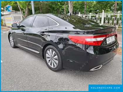 HYUNDAI GRANDEUR PREMIUM