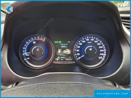 HYUNDAI GRANDEUR PREMIUM