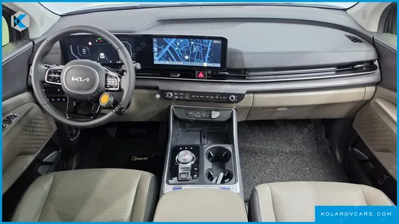 KIA CARNIVAL GASOLINE 7-SEATER NOBLESSE