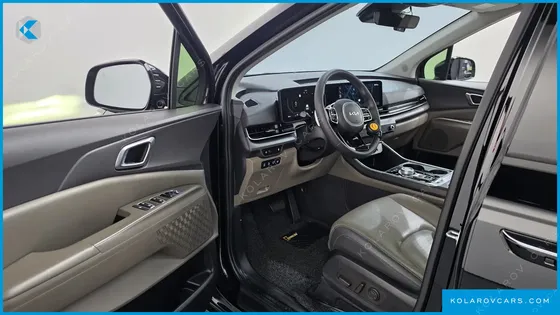 KIA CARNIVAL GASOLINE 7-SEATER NOBLESSE
