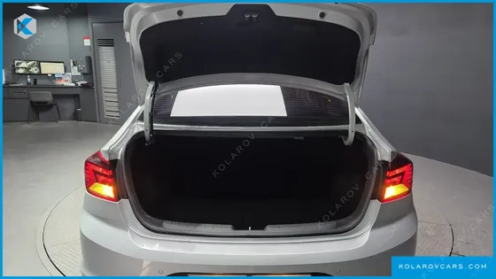 HYUNDAI ELANTRA (AVANTE) 1.6