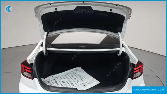 HYUNDAI ELANTRA (AVANTE) 1.6
