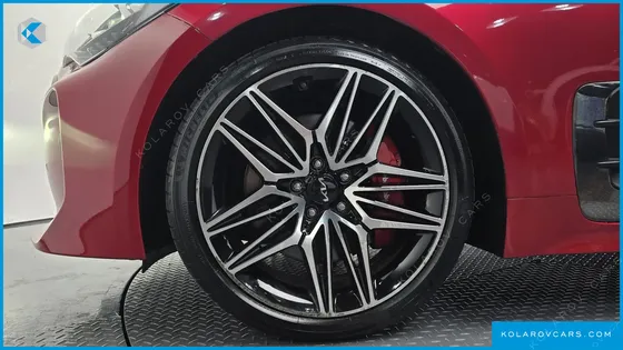 KIA STINGER 2.5 AWD MASTERS