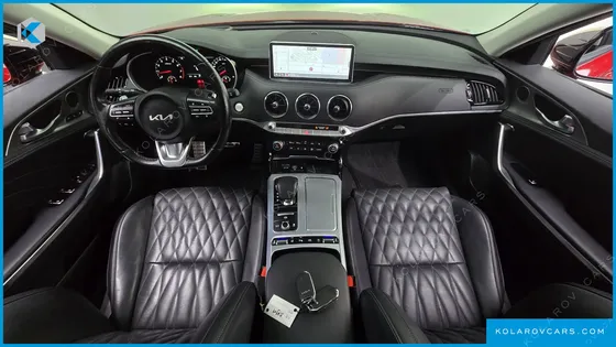 KIA STINGER 2.5 AWD MASTERS
