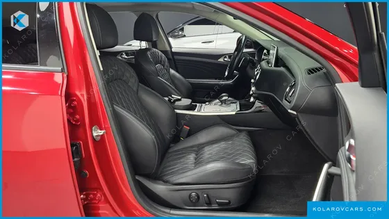 KIA STINGER 2.5 AWD MASTERS