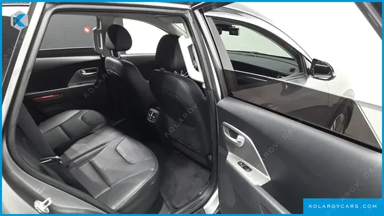 KIA NIRO EARTH