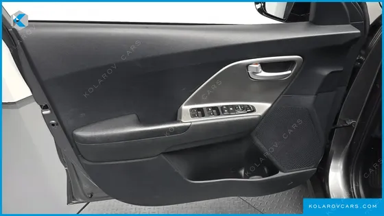 KIA NIRO EARTH
