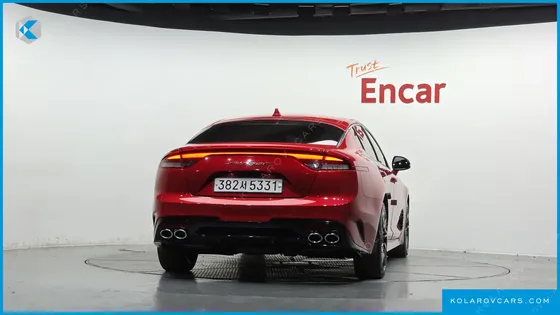 KIA STINGER 2.5 PLATINUM