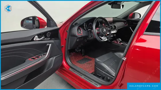 KIA STINGER 2.5 PLATINUM