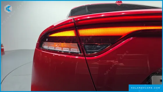 KIA STINGER 2.5 PLATINUM