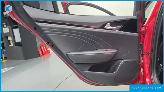 KIA STINGER 2.5 PLATINUM