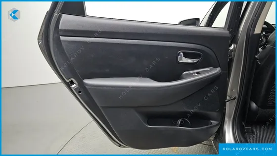 KIA CARENS 2.0 LPI LUXURY