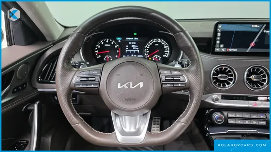 KIA STINGER 2.5 AWD MASTERS