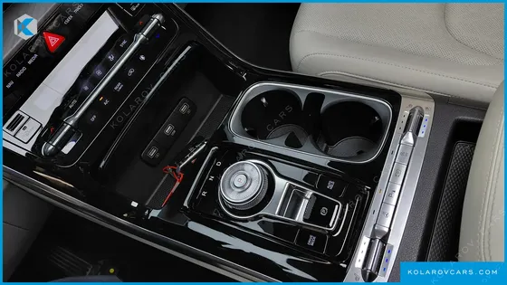 KIA CARNIVAL DIESEL 9-SEATER NOBLESSE