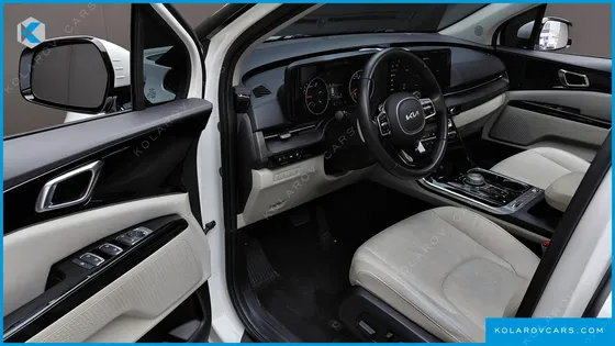 KIA CARNIVAL DIESEL 9-SEATER NOBLESSE