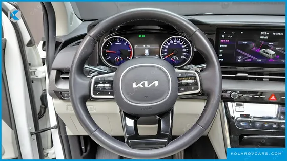 KIA CARNIVAL DIESEL 9-SEATER NOBLESSE