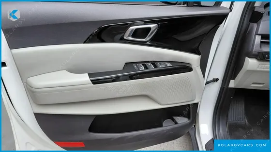 KIA CARNIVAL DIESEL 9-SEATER NOBLESSE